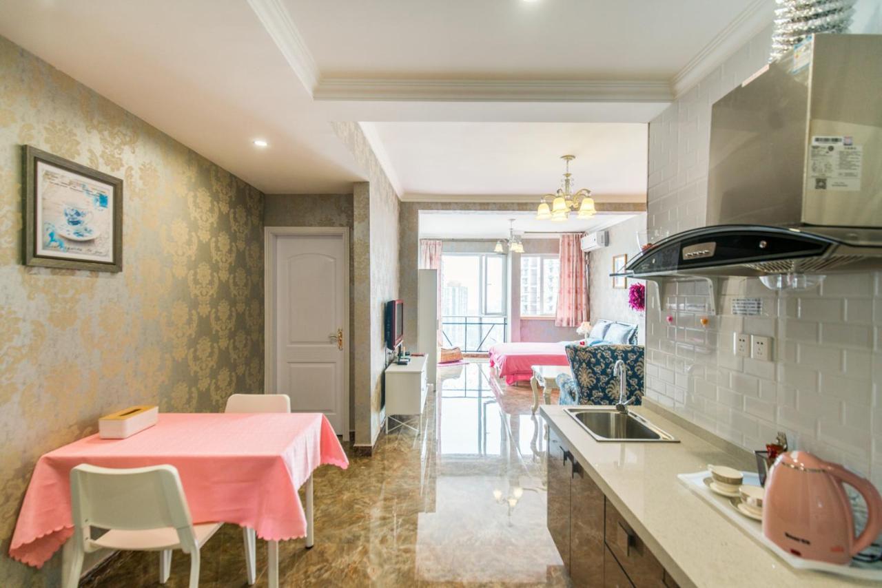 Xiao Yu Residential Apartment Near Jiefangbei And Hongya Cave Chongqing Exterior foto